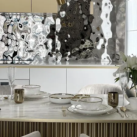 Apartament Luxury Gold 300m From The *