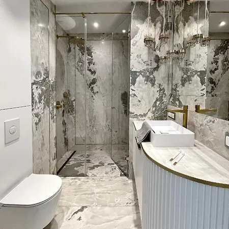 Apartament Luxury Gold 300m From The Sopot